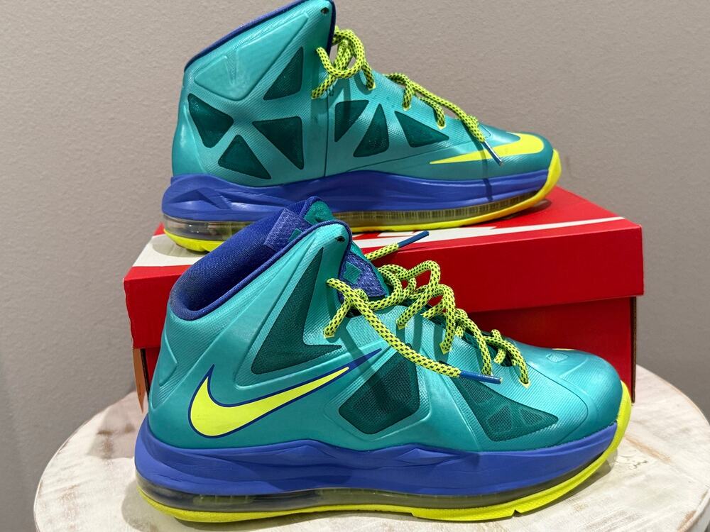 Nike LeBron 10 Cutting Jade Size 6.5y 543564-301